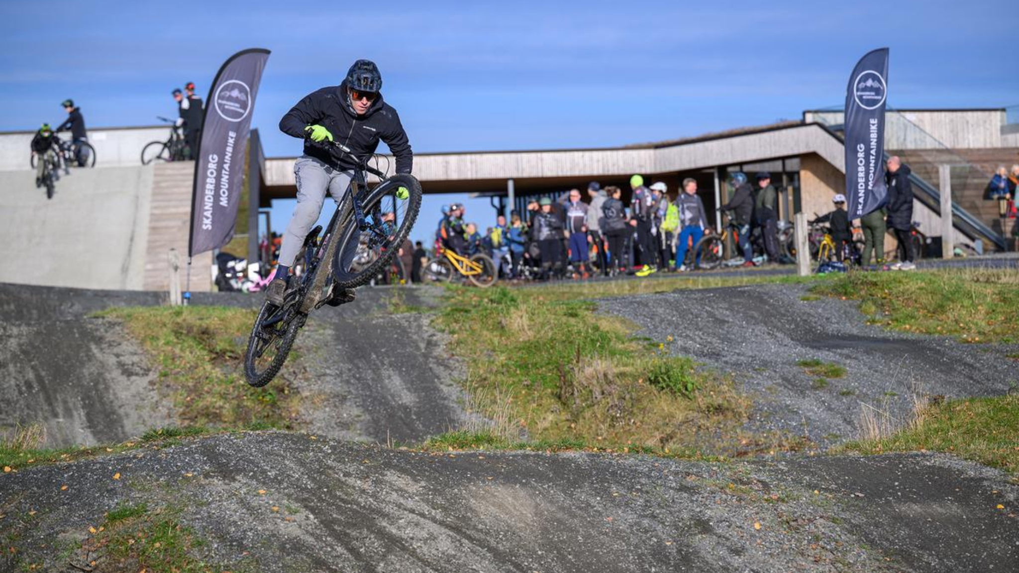 Person on a Mountainbike